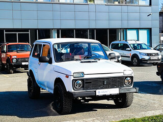 2004 Lada (ВАЗ) 2121 (4x4) I Рестайлинг, белый, 316650 рублей, вид 2