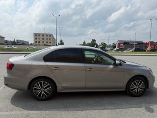 2016 Volkswagen Jetta VI Рестайлинг, бежевый, 1275000 рублей, вид 3