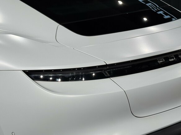 2021 Porsche Taycan Turbo I, белый, 12990000 рублей - вид 8
