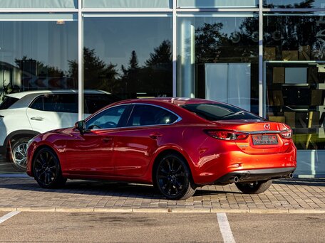 2016 Mazda 6 III (GJ) Рестайлинг, красный, 1795000 рублей, вид 4