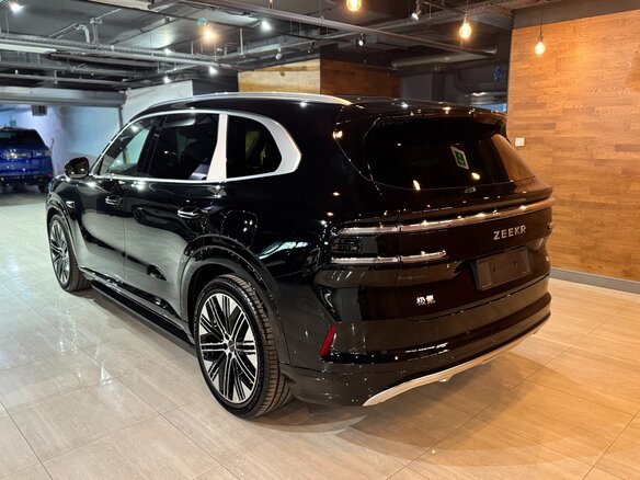 2026 Zeekr 8X 55 kWh, чёрный, 11200000 рублей - вид 7