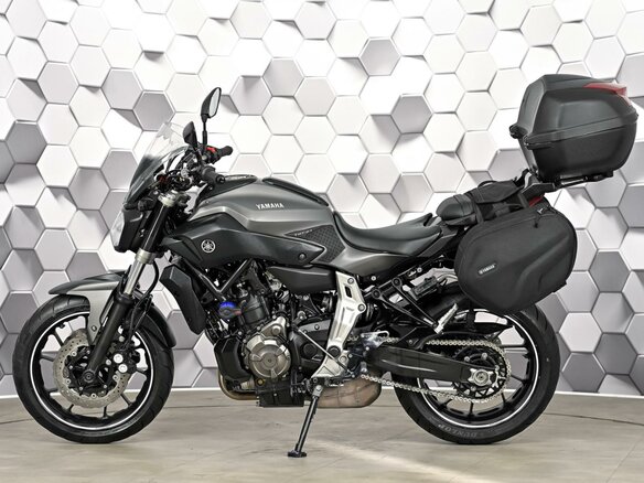 2014 Yamaha MT-07 (FZ-07), серый, 645000 рублей - вид 3