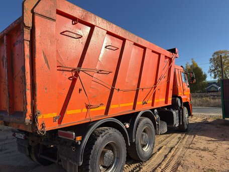 2020 КамАЗ 6520, оранжевый, 2500000 рублей, вид 4