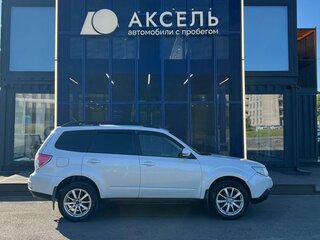 2012 Subaru Forester III Рестайлинг, белый, 885000 рублей, вид 4