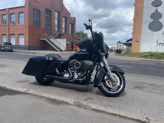 2012 Harley-Davidson Street Glide, чёрный, 800000 рублей, вид 3