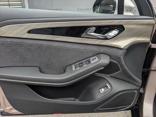 2023 Hongqi H9 I, фиолетовый, 3997000 рублей, вид 5