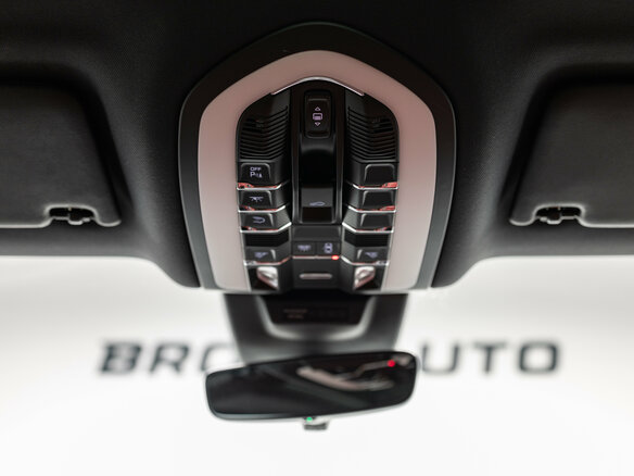 2022 Porsche Macan GTS I Рестайлинг 2, белый, 8790000 рублей - вид 16