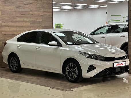 Kia K3 II