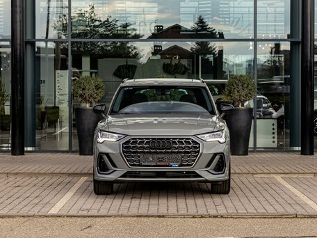 2026 Audi Q3 35 TFSI II (F3), серый, 3495000 рублей, вид 2