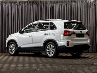 2018 Kia Sorento II Рестайлинг, белый, 2195000 рублей, вид 4
