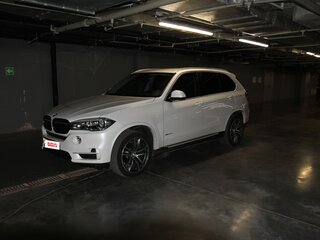 2017 BMW X5 30d III (F15), белый, 4600000 рублей, вид 3