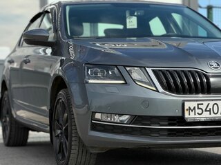 2017 Skoda Octavia III (A7) Рестайлинг, серый, 1695000 рублей, вид 5