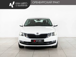 2019 Skoda Octavia III (A7) Рестайлинг, белый, 1750000 рублей, вид 2