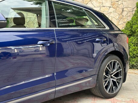 2018 Audi Q8 55 TFSI I (4M), синий, 4100000 рублей, вид 4