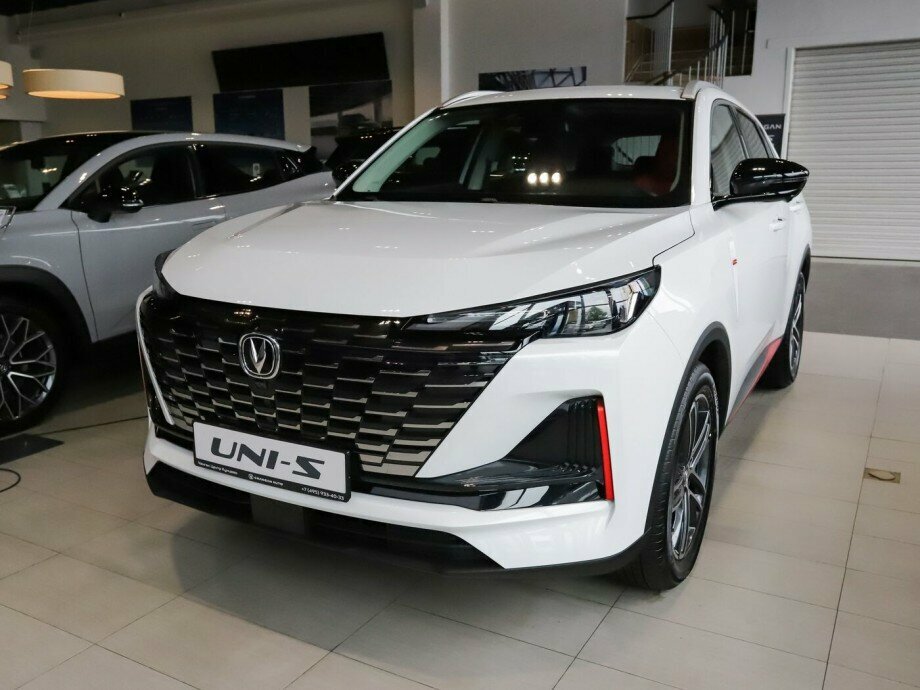 Открыть фотографии: Changan UNI-S I