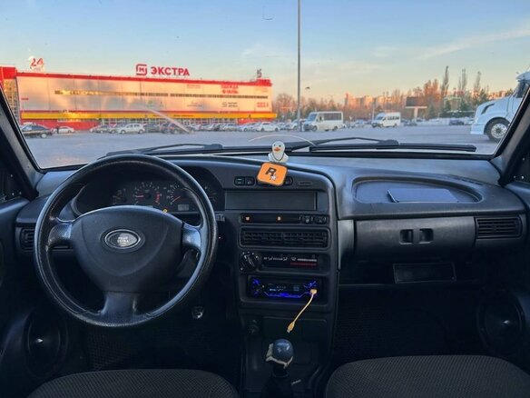 2006 Lada (ВАЗ) 2115, зелёный, 200000 рублей - вид 5