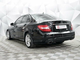2011 Mercedes-Benz C-Класс 200 III (W204) Рестайлинг, чёрный, 1295000 рублей, вид 3