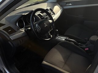 2010 Mitsubishi Lancer X, серый, 785000 рублей, вид 5