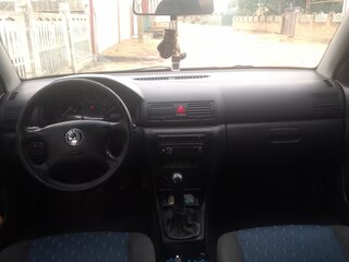 2004 Skoda Octavia I (A4) Рестайлинг, синий, 320000 рублей, вид 5