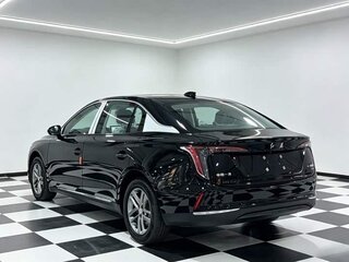 2025 Hongqi E-QM5 Plus I Рестайлинг, чёрный, 2486066 рублей, вид 3