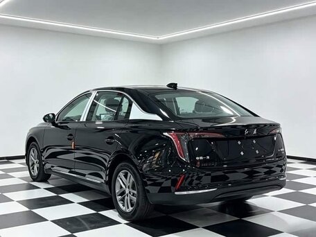 2025 Hongqi E-QM5 Plus I Рестайлинг, чёрный, 2505003 рублей, вид 3