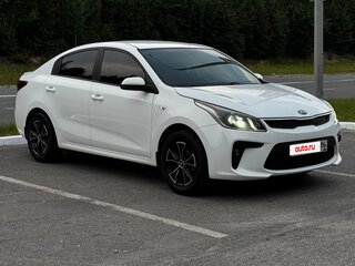 2017 Kia Rio IV, белый, 1100000 рублей, вид 2