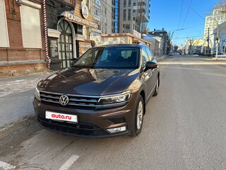 2017 Volkswagen Tiguan II, коричневый, 1960000 рублей, вид 4