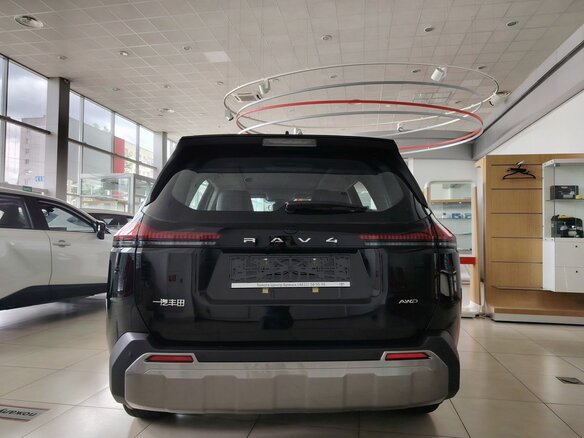 2026 Toyota RAV4 VI (XA60), чёрный - вид 5