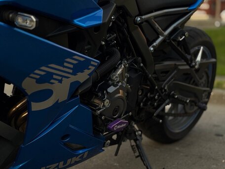 2024 Suzuki GSX-8R, синий, 880000 рублей, вид 4
