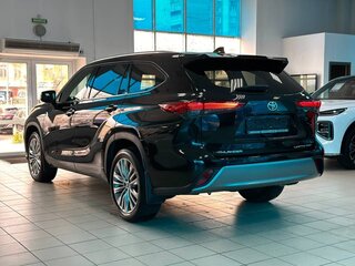 2024 Toyota Highlander IV (XU70), чёрный, 4999000 рублей, вид 5