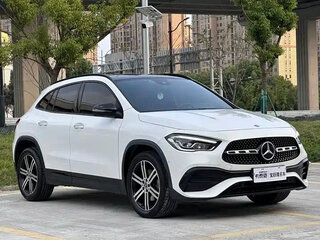 2022 Mercedes-Benz GLA 180 II (H247), белый, 2290222 рублей, вид 3