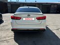 2017 Kia Optima IV, белый, 1540000 рублей - вид 2