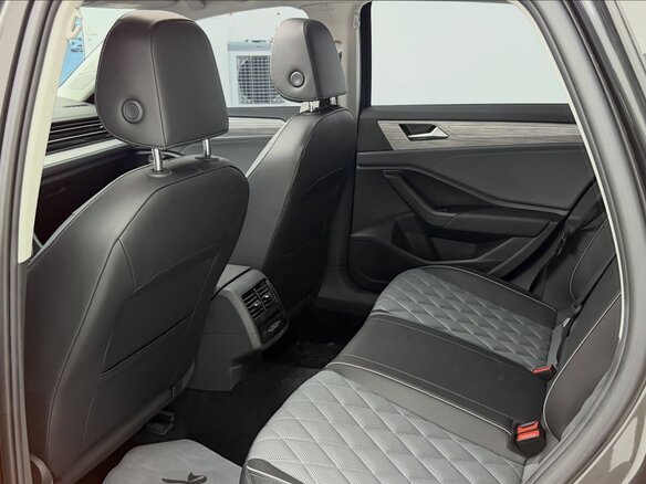 2022 Volkswagen Sagitar III Рестайлинг, серебристый, 1850000 рублей - вид 6