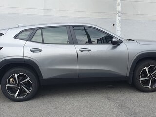 2024 Chevrolet Trax II, серебристый, 1746000 рублей, вид 4