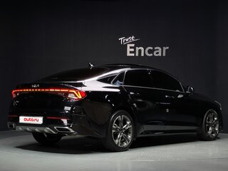 2023 Kia K5 III, чёрный, 2440000 рублей, вид 3