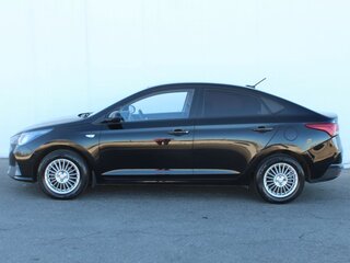 2020 Hyundai Solaris II, чёрный, 1380000 рублей, вид 4