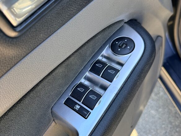 2008 Ford Focus II Рестайлинг, серый - вид 9