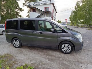 2015 Honda Stepwgn V, серый, 1350000 рублей, вид 2