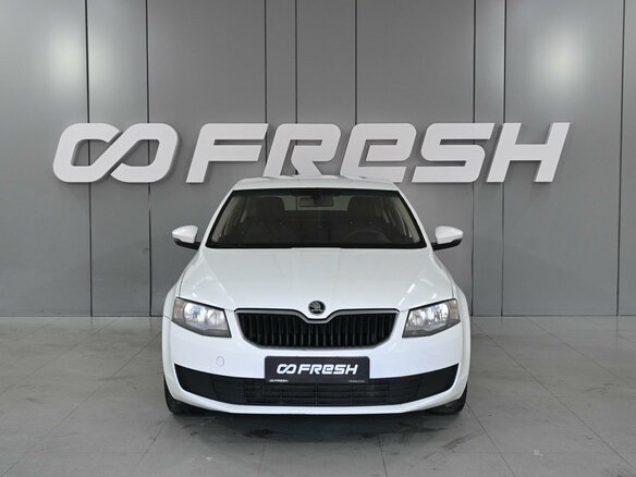 2015 Skoda Octavia III (A7), белый, 819000 рублей - вид 2