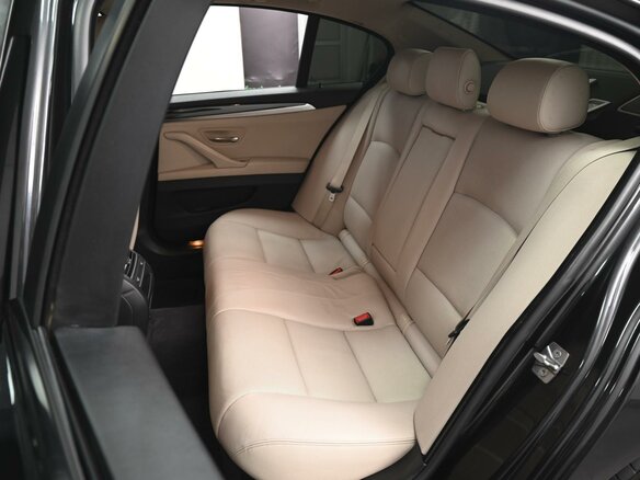 2011 BMW 5 серии 530d xDrive VI (F10/F11/F07), чёрный - вид 8