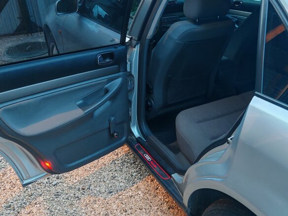 1997 Audi A4 I (B5), серебристый - вид 9