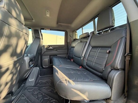 2026 GMC Sierra, чёрный - вид 11