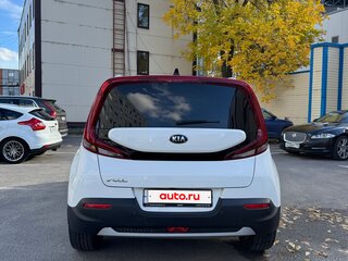 2019 Kia Soul III, белый, 1750000 рублей, вид 4