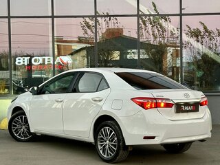 2014 Toyota Corolla XI (E160, E170, E180), белый, 849000 рублей, вид 3