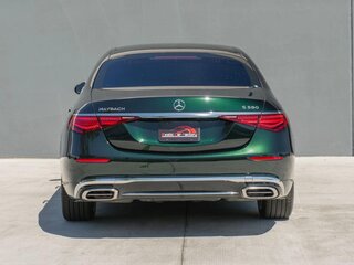 2025 Mercedes-Benz Maybach S-Класс 580 II (Z223), зелёный, 24249132 рублей, вид 5