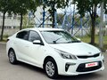 2018 Kia Rio IV, белый, 900000 рублей - вид 2