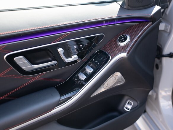 2023 Mercedes-Benz S-Класс AMG 63 e AMG Long IV (W223), серый, 20777000 рублей - вид 17