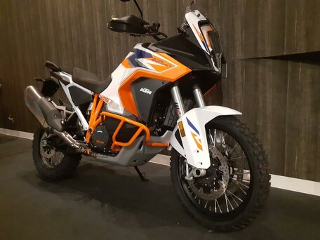 2026 KTM 1290 Super Adventure R, белый, 1999000 рублей, вид 3