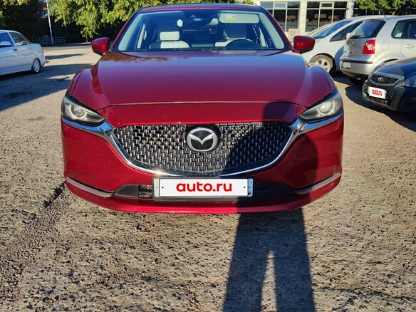 2018 Mazda 6 III (GJ) Рестайлинг 2, красный, 2000000 рублей - вид 4