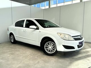 2008 Opel Astra H Рестайлинг, белый, 440000 рублей, вид 1
